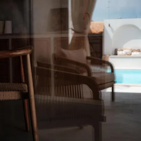 Midi Pool & Villa