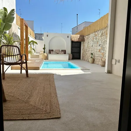 Midi Pool & וגלי