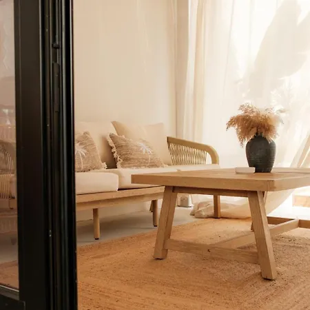 וילה Midi Pool & וגלי