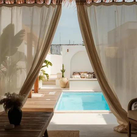 וילה Midi Pool & *