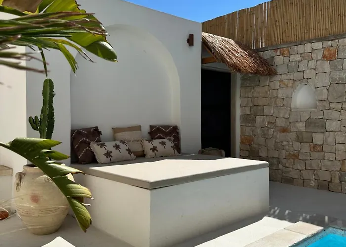 Midi Pool & * 베글리에