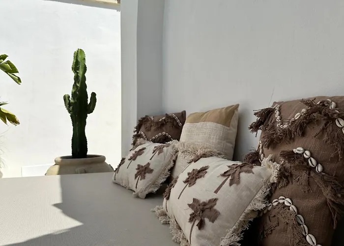 Midi Pool & 빌라 베글리에