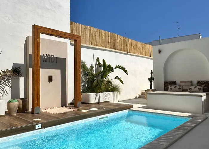 Midi Pool & * 베글리에